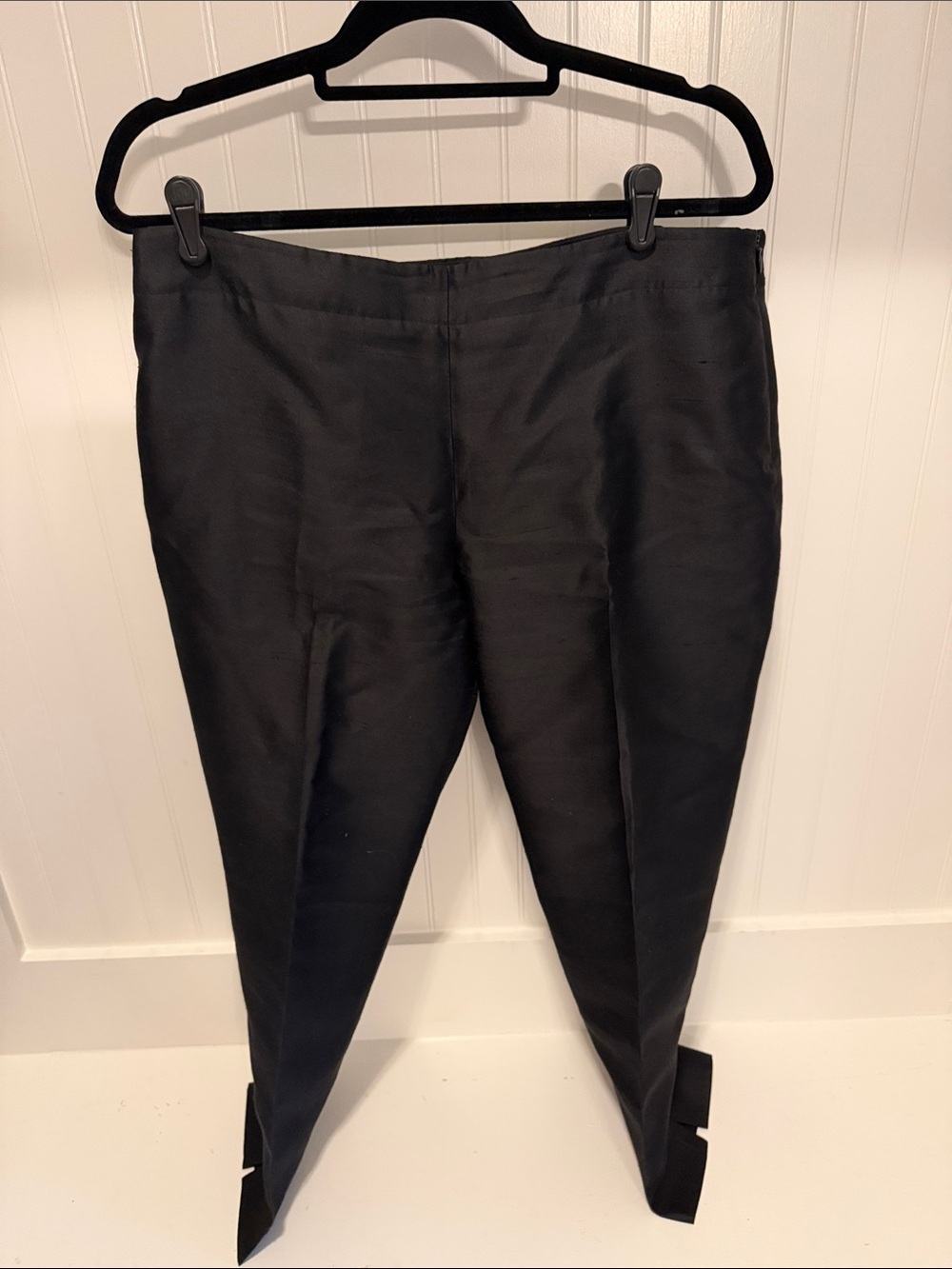 Talbots Silk Black Cropped Dress Pants for Women. Great for special occasion.